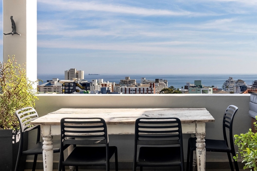 2 Bedroom Property for Sale in Sea Point Western Cape